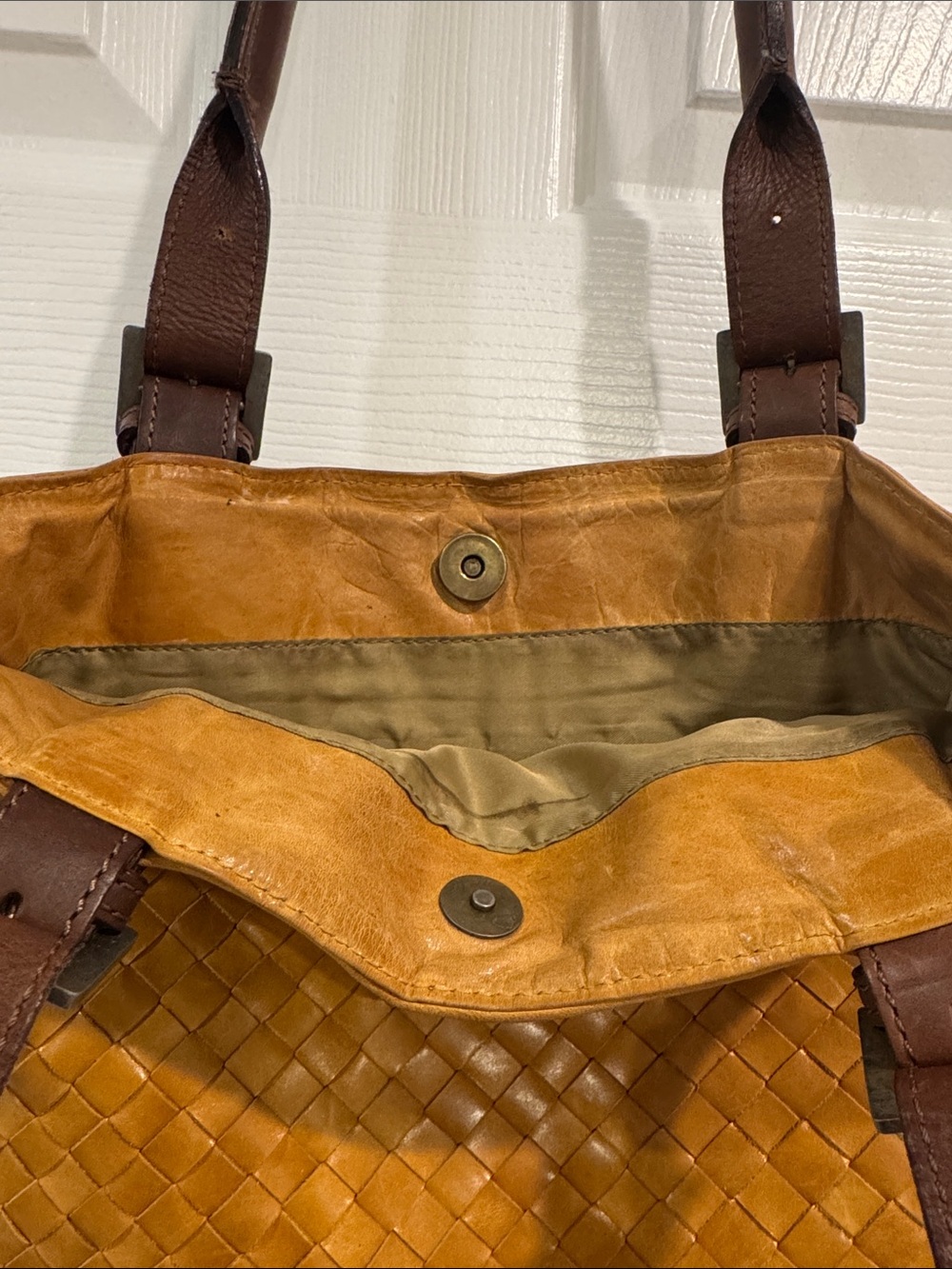 latico tan woven leather tote with brown handles - Picture 5 of 13
